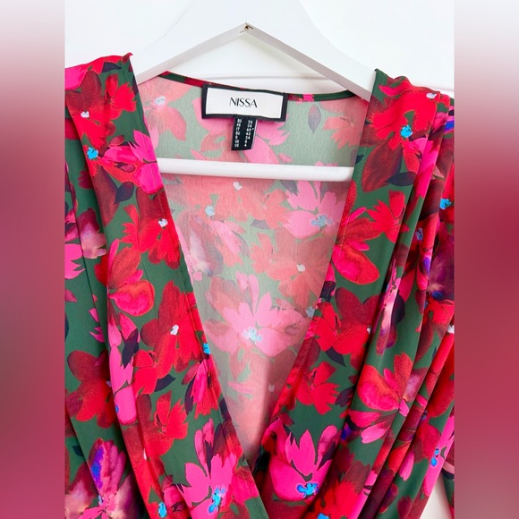 NISSA satin wrapped dress ,Size 4 - Picture 6 of 7